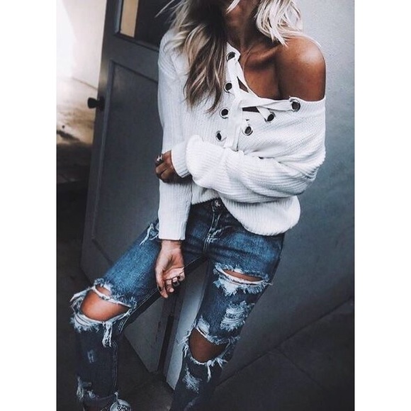 NEW ✖️ white laceup oversized sweater - Picture 2 of 3